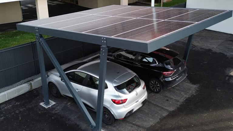 le carport solaire by naoenergy, une solution énergétique alternative