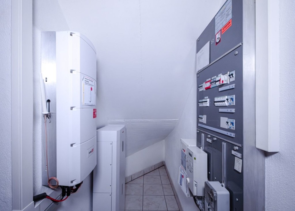 Réalisation batterie de stockage naoenergy en Suisse romande