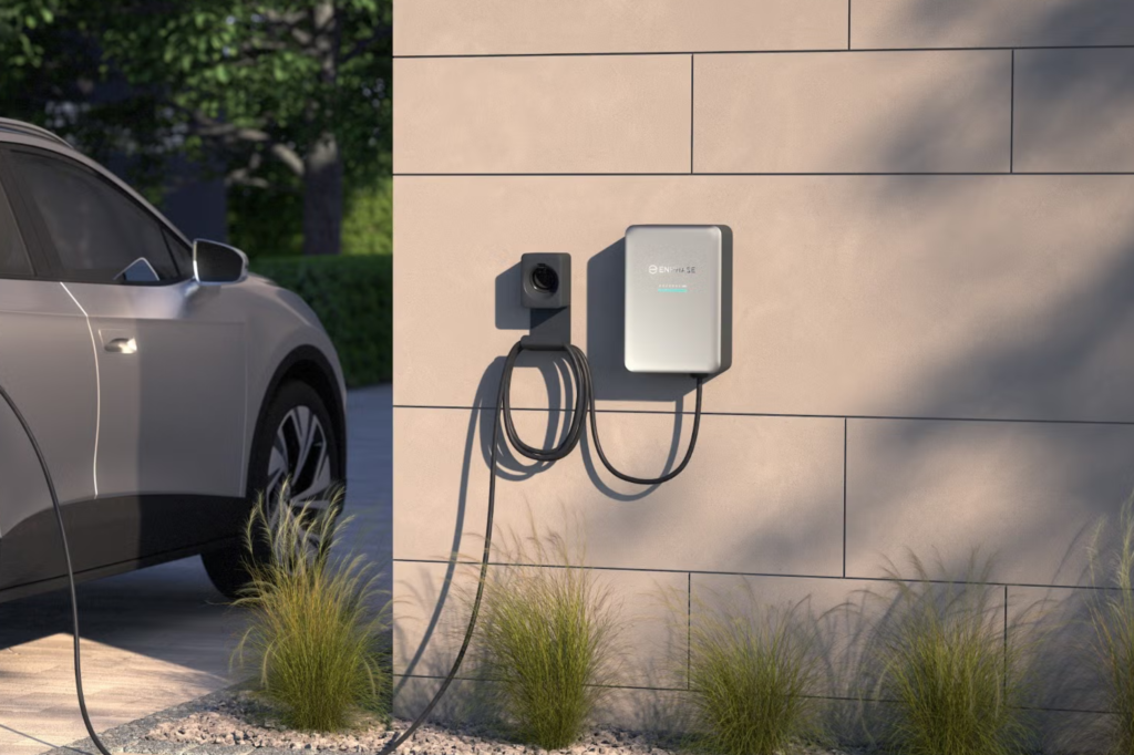 borne de recharge véhicule électrique Enphase Suisse