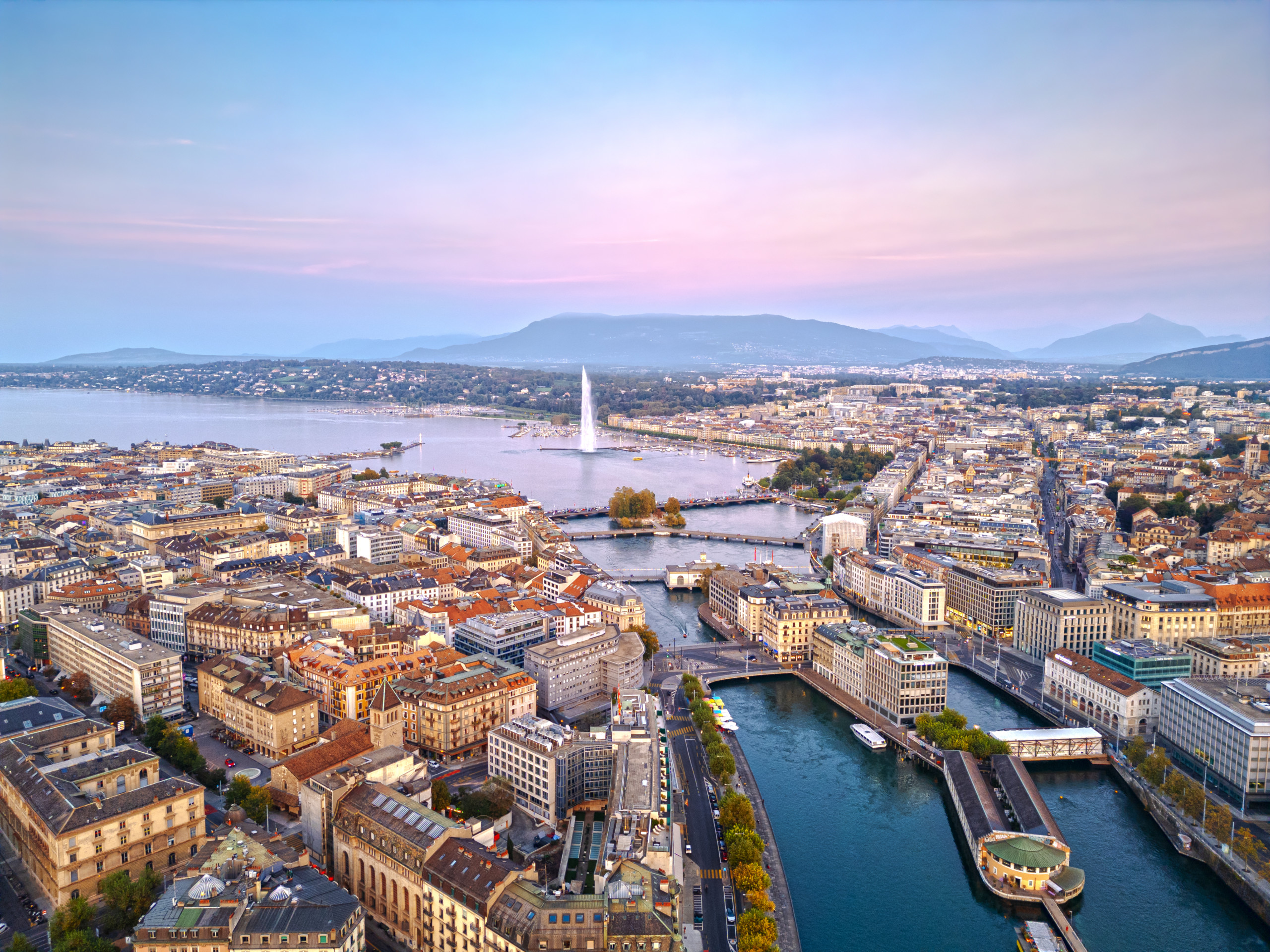 Genève accélère la pose de panneaux solaires