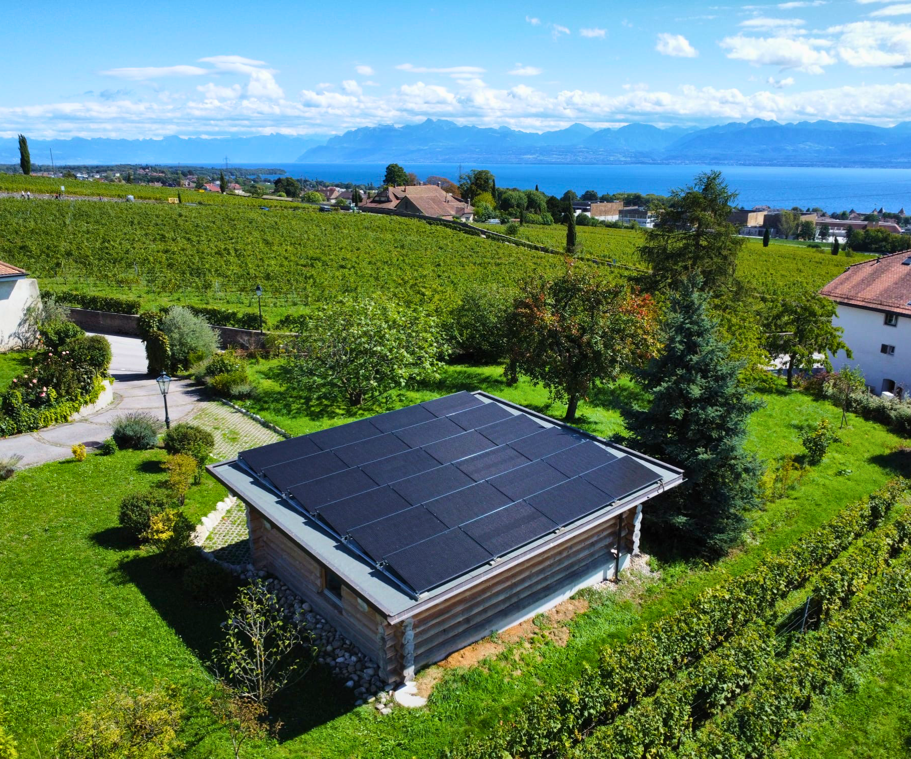 Un projet naoenergy à Mont-sur-Rolle au cœur des vignes: photovoltaïque & pompe à chaleur