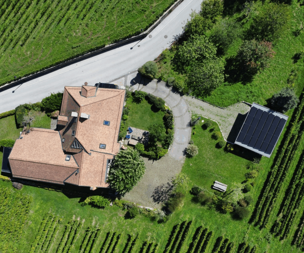 Installation de panneaux solaire chez un vigneron vaudois