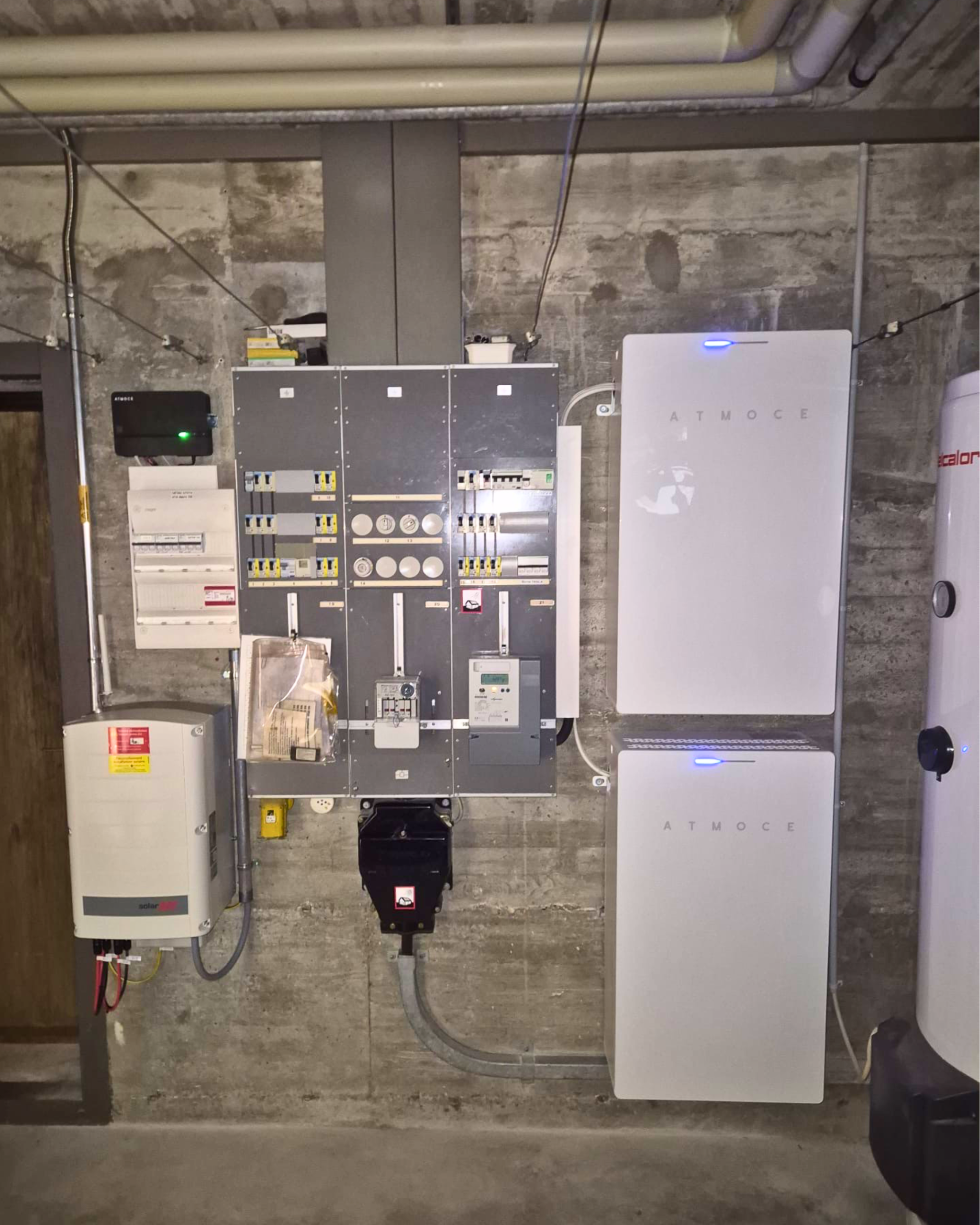 Installation de deux batteries de stockage solaires par naoenergy à Orbe dans le canton de Vaud