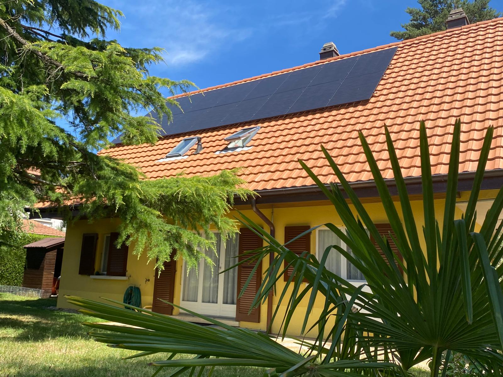 installation panneaux solaires Vaud par naoenergy