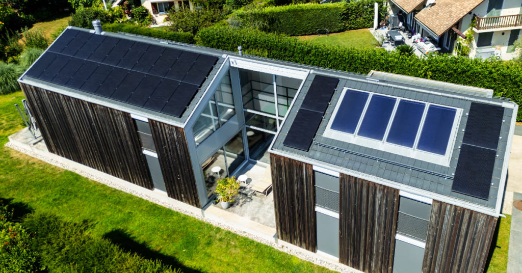 panneaux photovoltaïques toiture maison