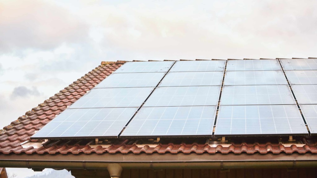 installation panneaux solaires Suisse romande