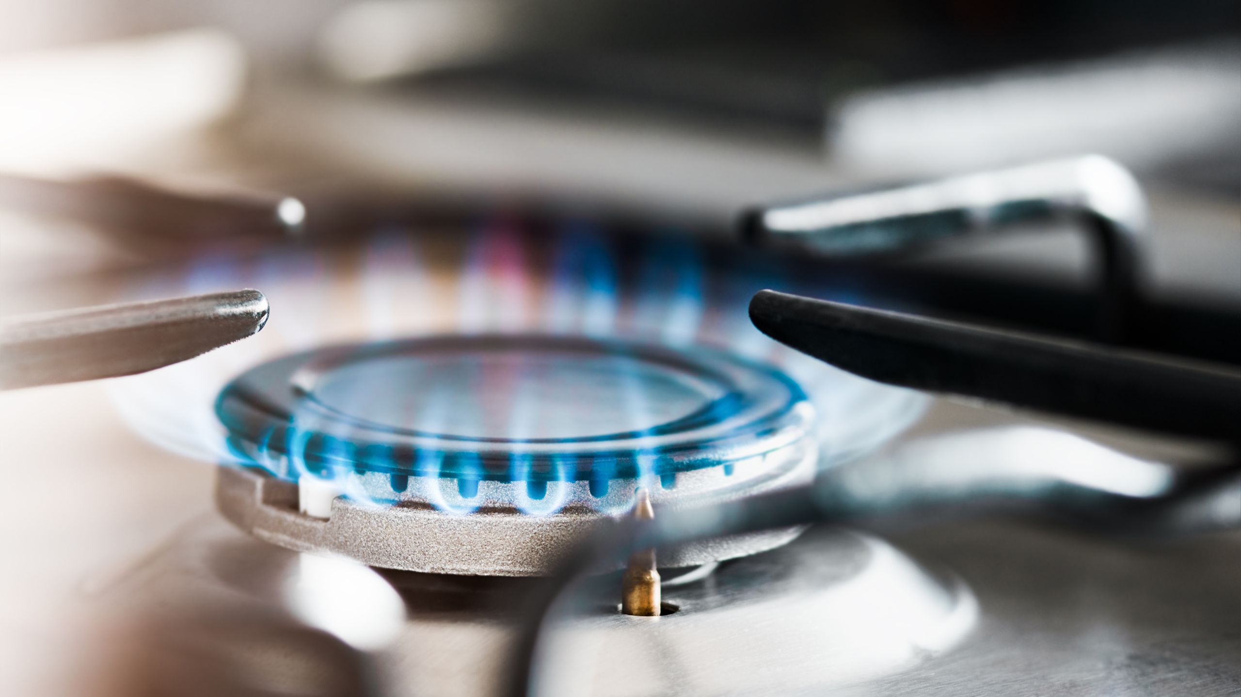 Énergies fossiles en Suisse : pourquoi notre pays en dépend encore autant ?