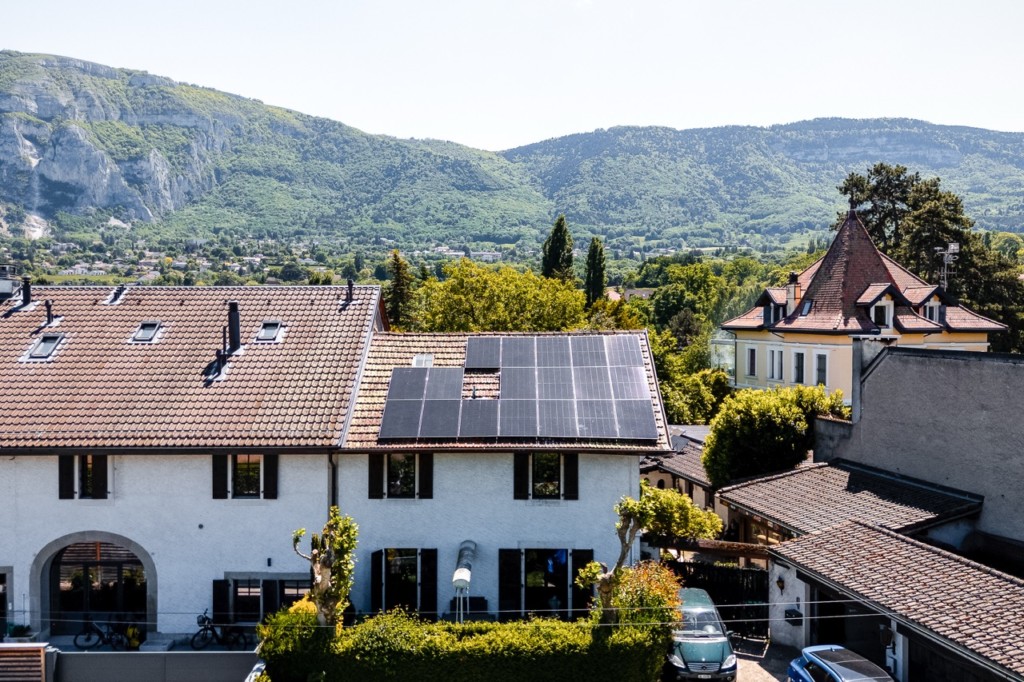 transition énergétique Suisse 2016 2026 panneaux solaires pompe à chaleur